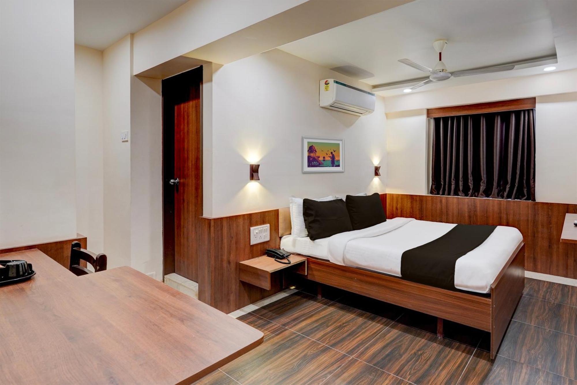 Townhouse Oriental Inn Csennai Kültér fotó